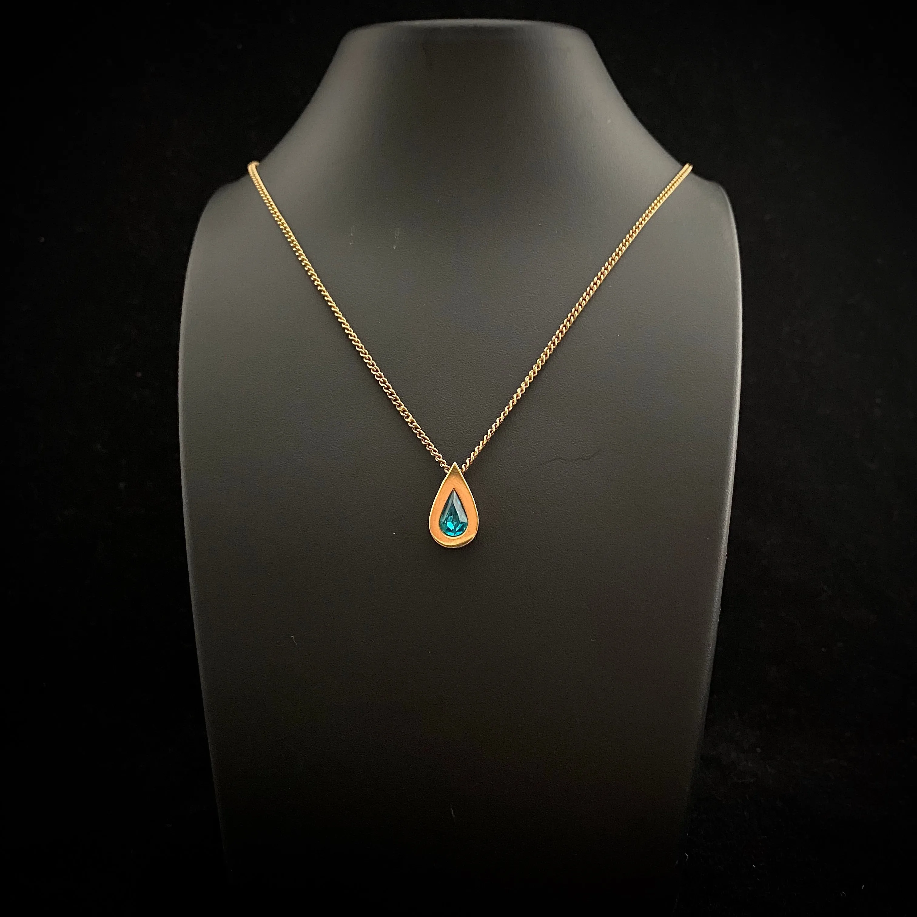 1976 Avon Birthstone Teardrop Pendant & Earring Set, December
